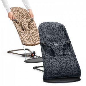 Кресло-шезлонг Bliss Mesh Leopard с чехлом Cotton BabyBjorn