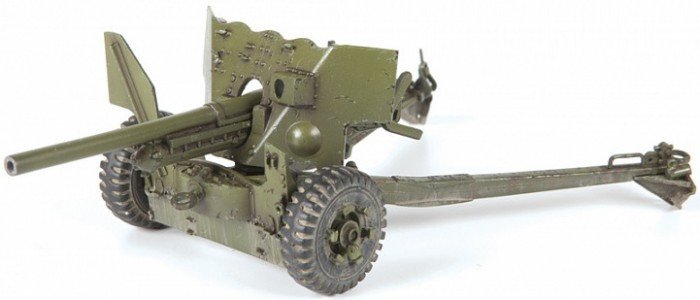 Сборная модель Британская 6-футовая противотанковая пушка Мк-II Звезда